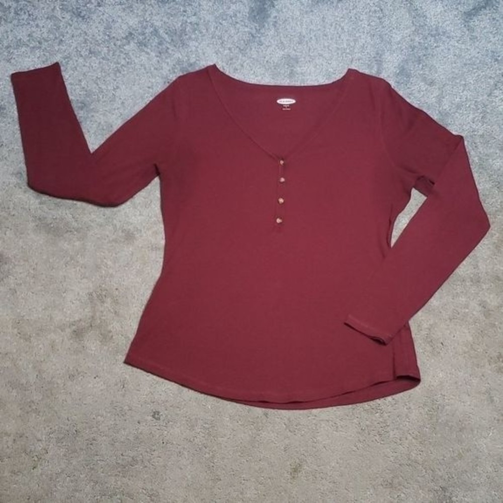 Old Navy Slim Fitting V-Neck Half Button Down Burgundy Long Sleeve Shirt